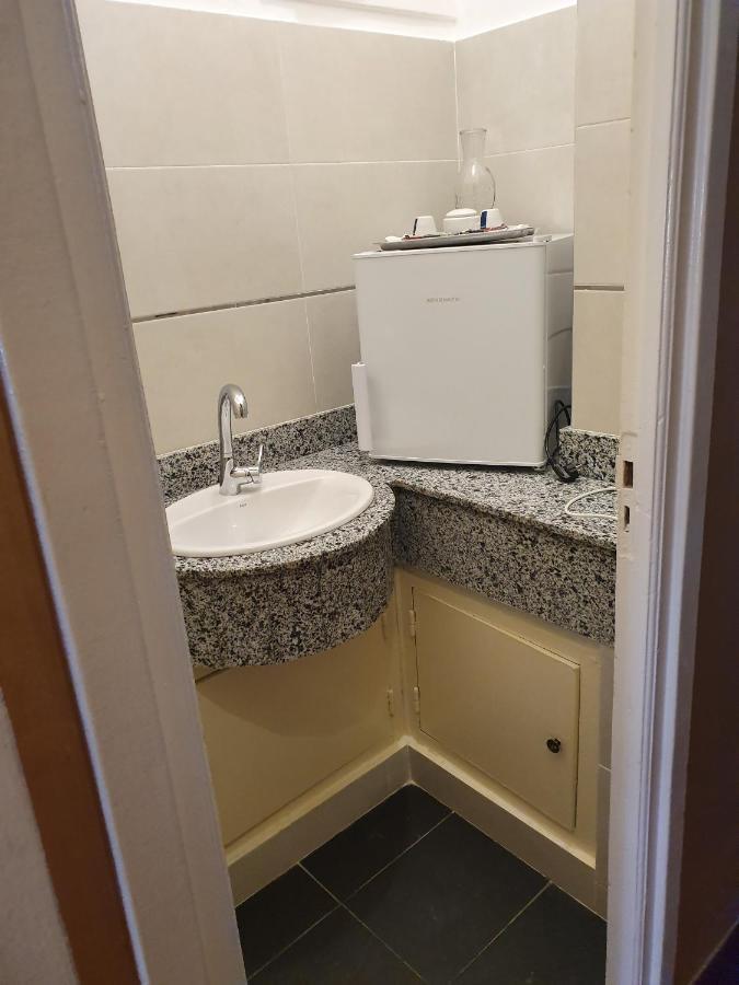 Ambassy Hotel Кенитра Екстериор снимка
